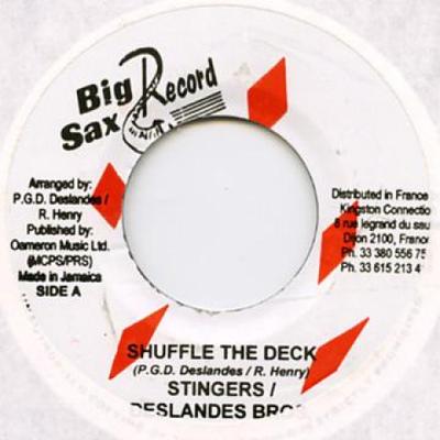 7-дюймовая пластинка STINGERS, DESLANDES BROS - Shuffle The Deck Big Sax 2005 Ямайка Регги, Ска и Даб