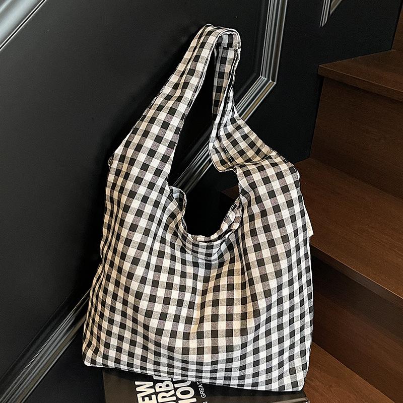 Japanese Retro Red Plaid Canvas Bag Women's 2025 New Lazy Wind Commuter Tote Bag Student Shoulder Armpit Bag