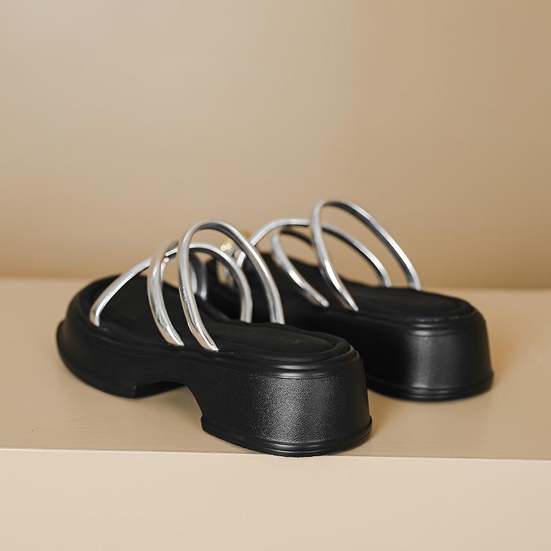 Серебристые женские летние шлепанцы на толстой подошве премиум-класса, новые, с зажимом для пальцев, сандалии-полушлепки, подошва-маффин, пляжная обувь