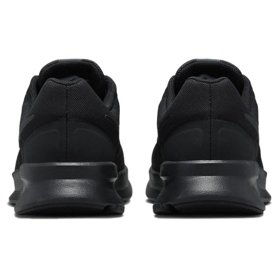 Nike Запустите Swift 3 DR2695-003