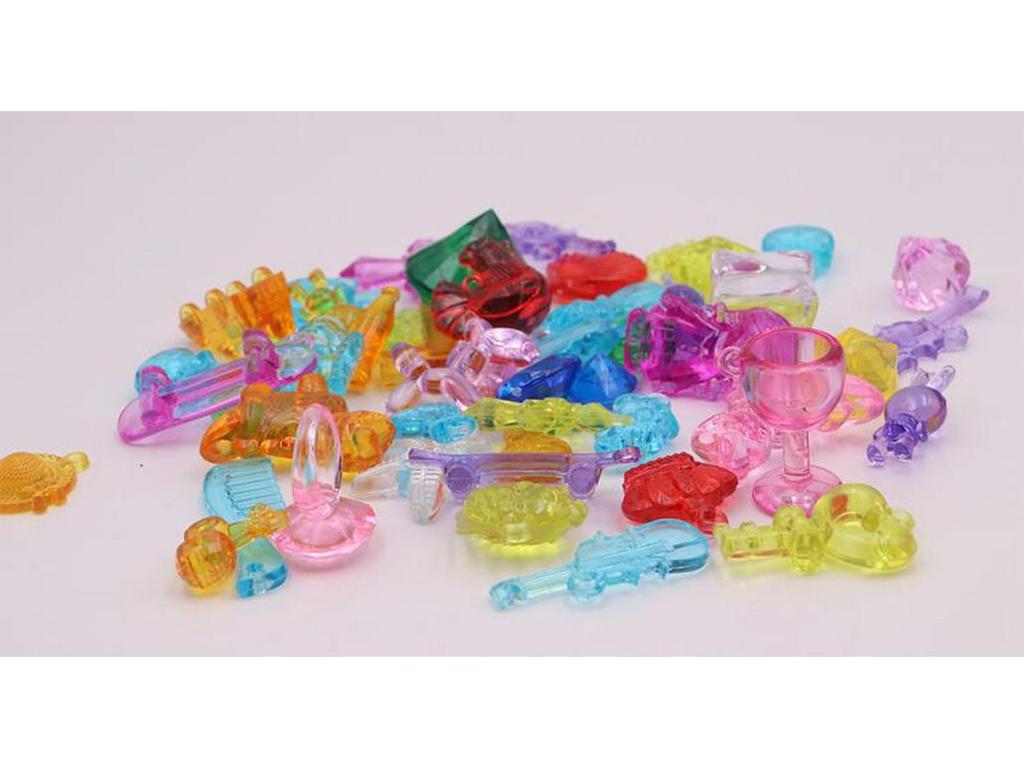 Kids' Gemstone Treasure Shell: Acrylic Diamond and Conch Archaeological Toy.