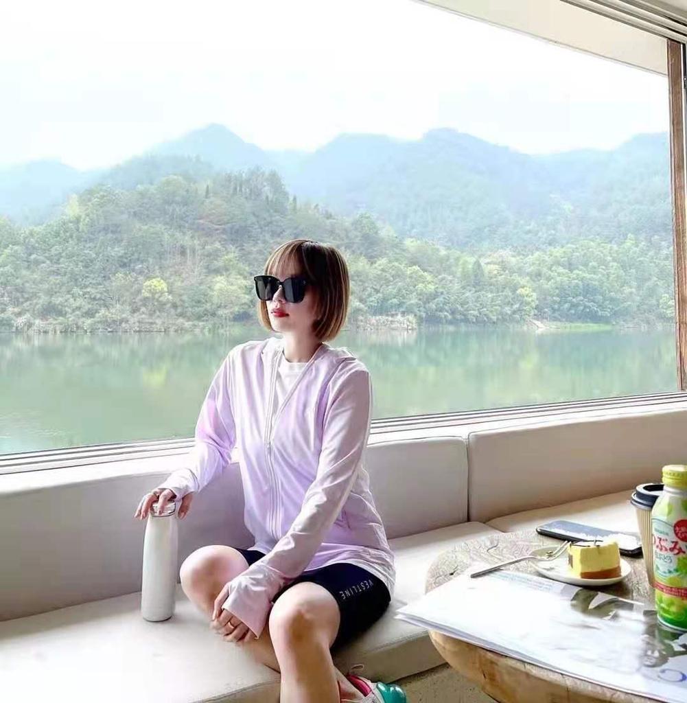 Women's Summer Hooded UV Protection Jacket - Breathable, Lightweight Ice Silk