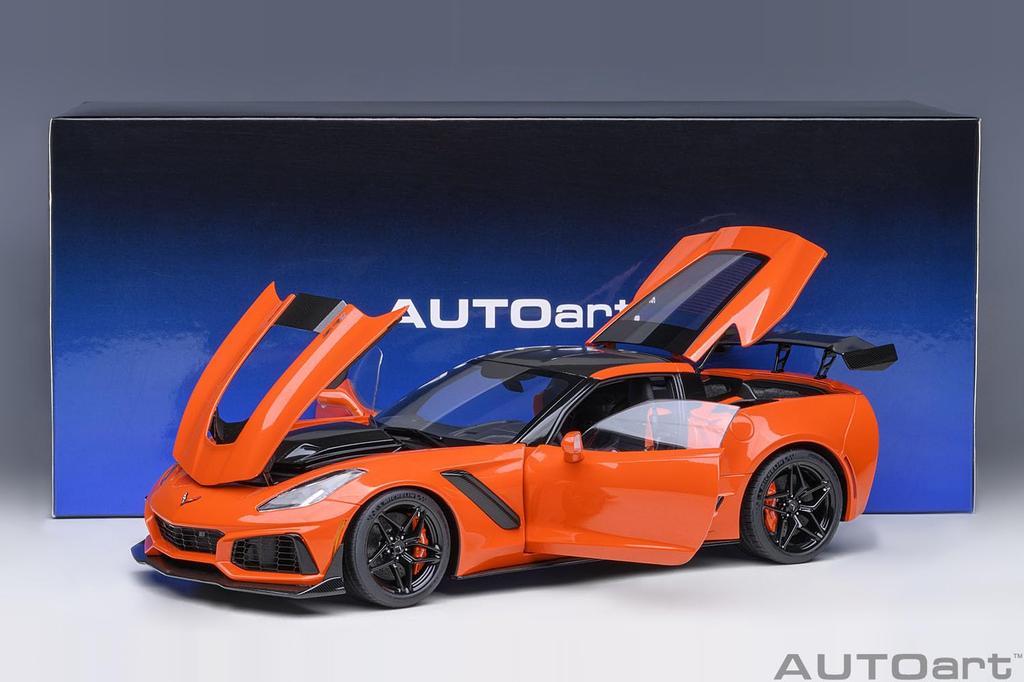 AUTOart Chevrolet Corvette ZR1 Orange Готовый продукт 1/18 (С7)