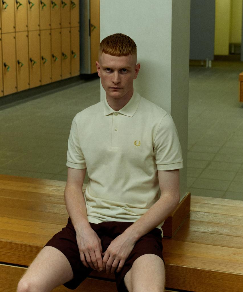 Fred Perry [M3] Оригинальная рубашка Fred Perry - Светлый экрю/Шампанское Afpm2510003-Y82