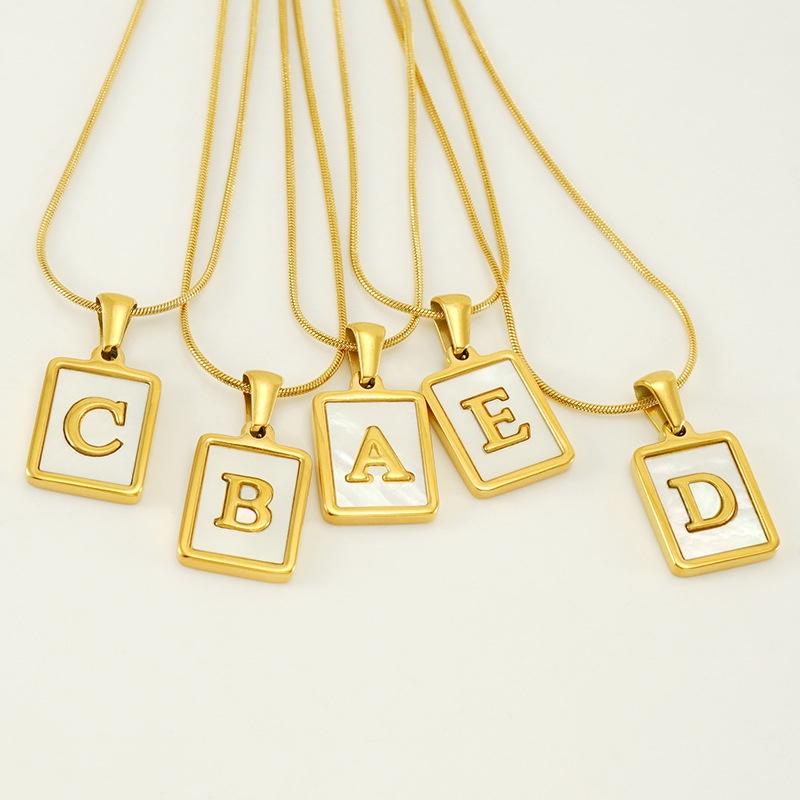Ожерелье-цепочка «змейка» из нержавеющей стали с алфавитом для женщин, европейский и американский стиль, 18-каратное золото, квадратная подвеска из ракушки, модные символы)