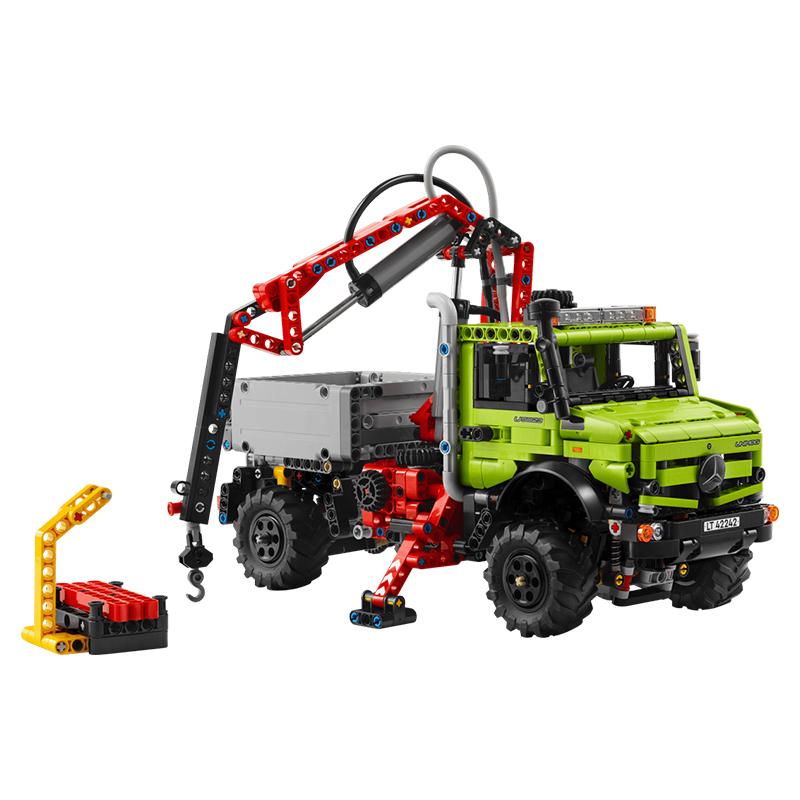 LEGO 42242 Technic Mercedes-Benz Unimog U 5023 с краном