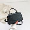 Chic Fashionable Pu Small Square Bag Modern Casual Shoulder Bag For Everyday Use
