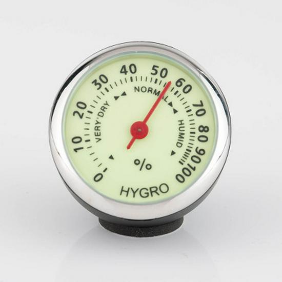 "Светящиеся мини-часы для автомобиля": Гигрометр, термометр, кварцевые часы"