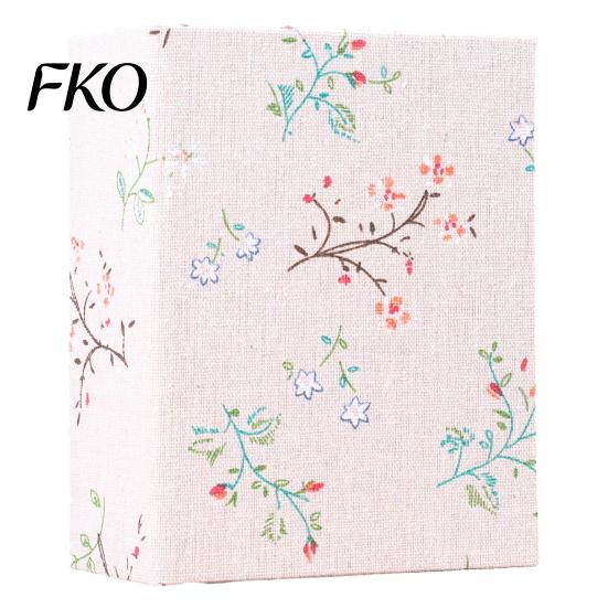 Literary Style Photo Album Mini Printed Fabric Slip-In Album, Portable Floral Print Scrapbook with Transparent Sleeve Pages, Lightweight Easy