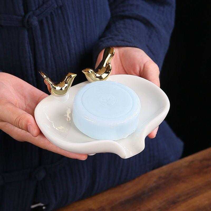 Керамическая мыльница со сливом воды для ванной комнаты, держатель для мыла, держатель для губки на кухне, контейнер для мыла, бытовые туалетные принадлежности