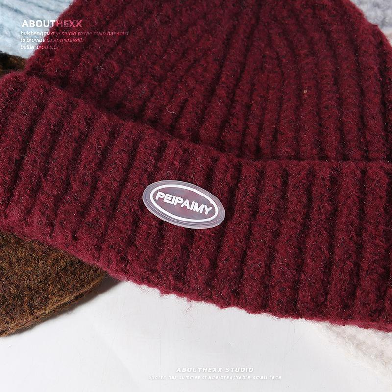 Glue Label Letter Knitted Hat Student Couple Big Head Circumference Showing Face Small Pullover Hat Men Cold Hat