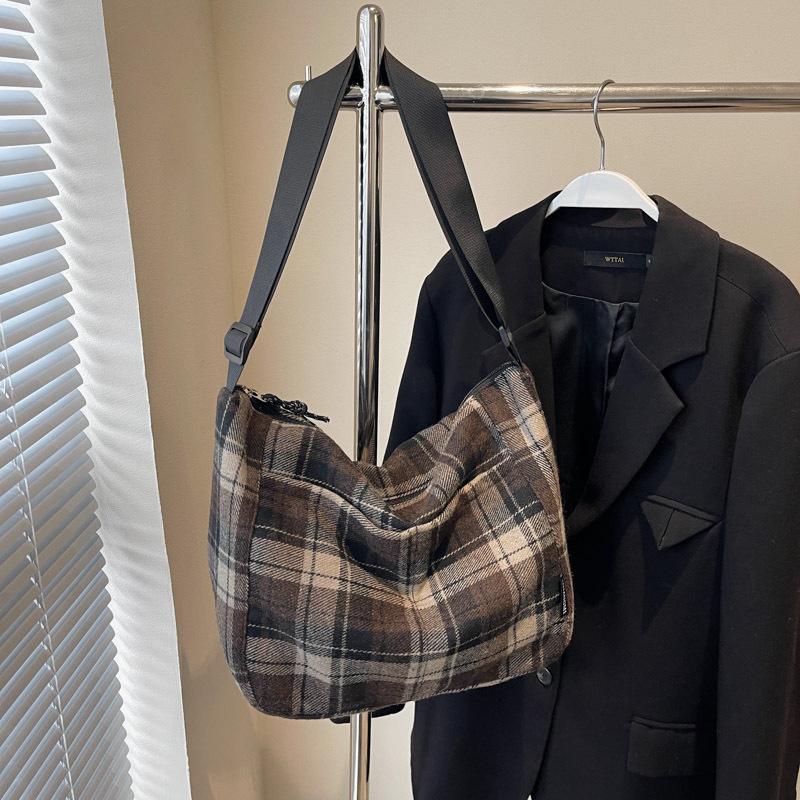 Осенне-зимняя ретро-сумка-пельмень в клетку для женщин, японская сумка-мессенджер для подростков, учеников младших классов средней школы, повседневная сумка на плечо