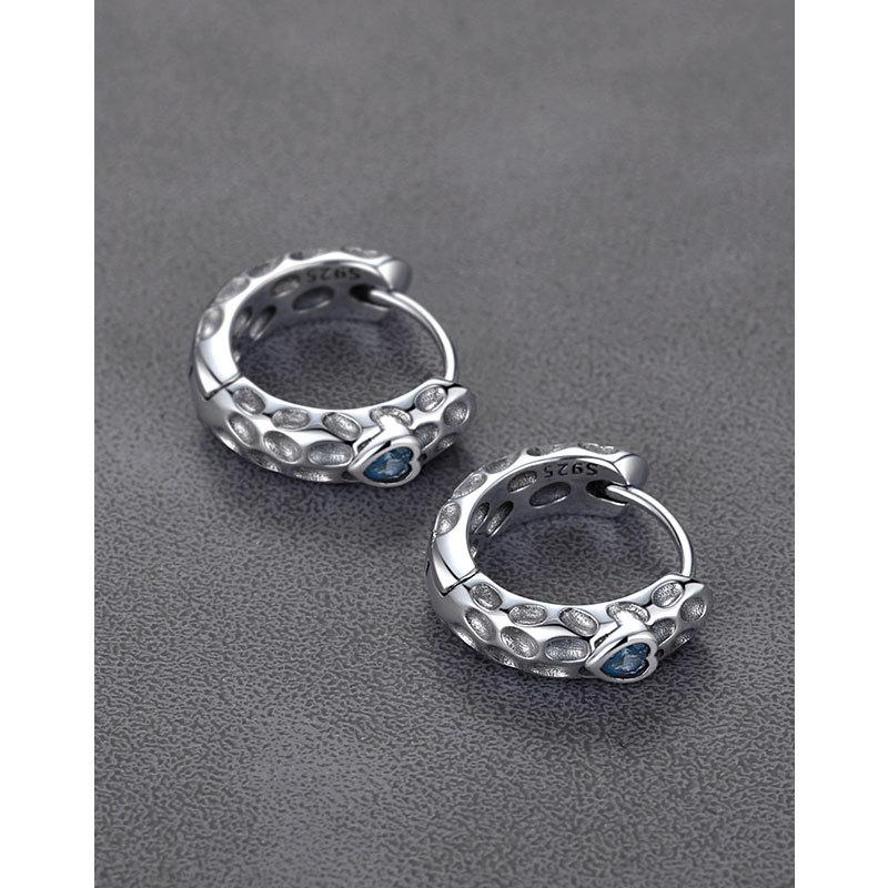 Love Zircon Earrings Men's and Women's Trendy Cool Personality Niche Design Ear Buckles Retro Earrings