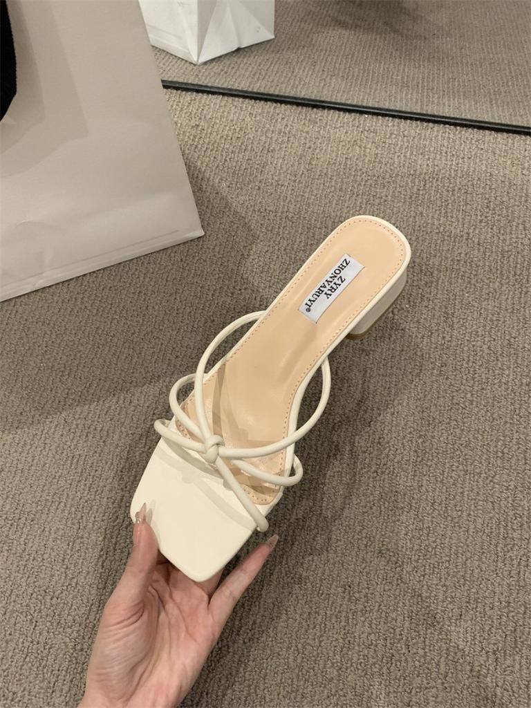 French Evening Breeze Sandals Outside Women's Shoes Spring and Summer 2024 New Silver Square Head with Skirt Thick Heel Sandals