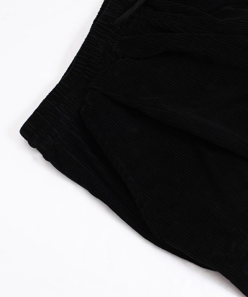CAMEL WORK Wide Corduroy Cut Cargo Pants (Black)