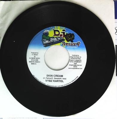 7-дюймовая пластинка VYBZ KARTEL, SHAWN STORM - Skin Cream/ 27 Ways NONE DJ Smurf Muzic 2008 Ямайка Регги, Ска и Даб Б/У