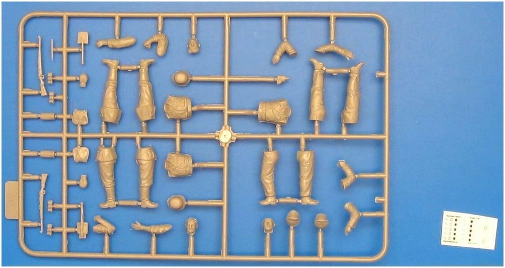 Master Box 1/35 Scale German Uncapped Infantryman and Tank Officer 1939-1942 (Set of 3) Plastic Model Kit MB35010