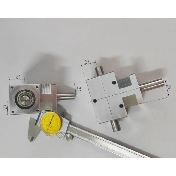 Механическое рулевое управление 1 шт. 90-градусный спирально-конический редуктор 12 мм сонаправленный двойной вал прямоугольный рулевой редуктор 1:1 Соотношение Коллектор