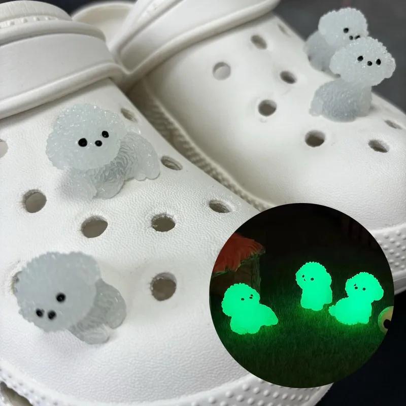 4Pcs/Set Luminescence 3D Cute Puppy Shoe Charms DIY Decoration for Clogs And Sandals Perfect Holiday Xmas Gifts Shoe Accessories