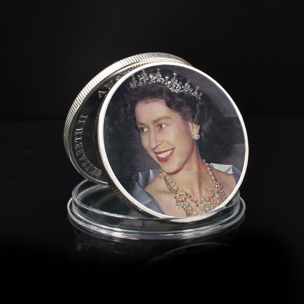 Queen Elizabeth commemorative coins, 10 pieces, Elizabeth commemorative coins for various age groups, family collection