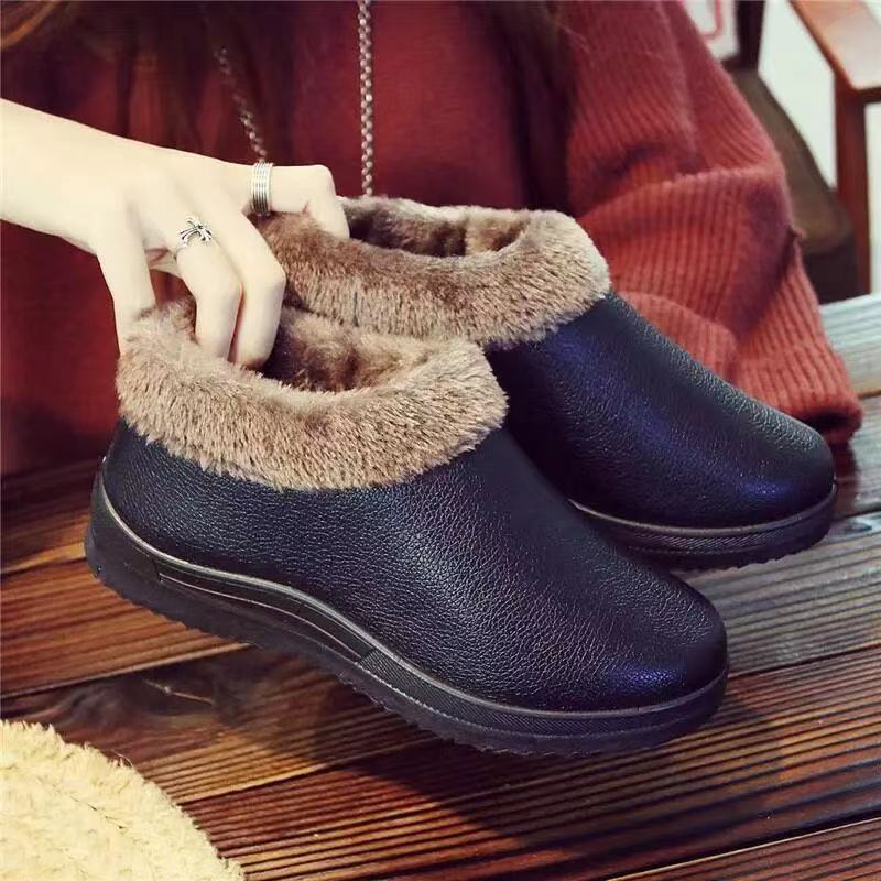 Winter New Home Cotton Slippers Are Comfortable and Warm, and One-pedal Women's Cotton Shoes with Soft Soles Are Trendy and Versatile. Daily