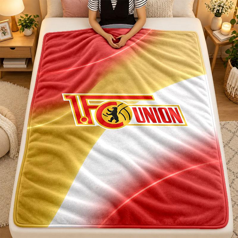 Flannel BlanketUnion Berlin FC Warm Soft Throw Blanket for Indoor Sofa Bed Living Room Use