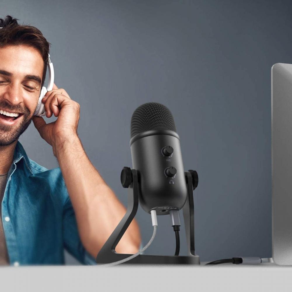 FIFINE USB-микрофон Конденсаторный микрофон Однонаправленный с разъемом для наушников 3,5 мм Регулируемая громкость входа и выхода Вращающаяся подставка для микрофона