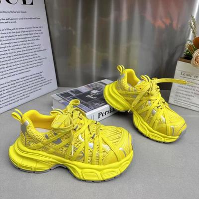 Женская обувь на толстой подошве, новая, маленькая, увеличивающая рост, сетчатая, дышащая, повседневная, спортивная обувь