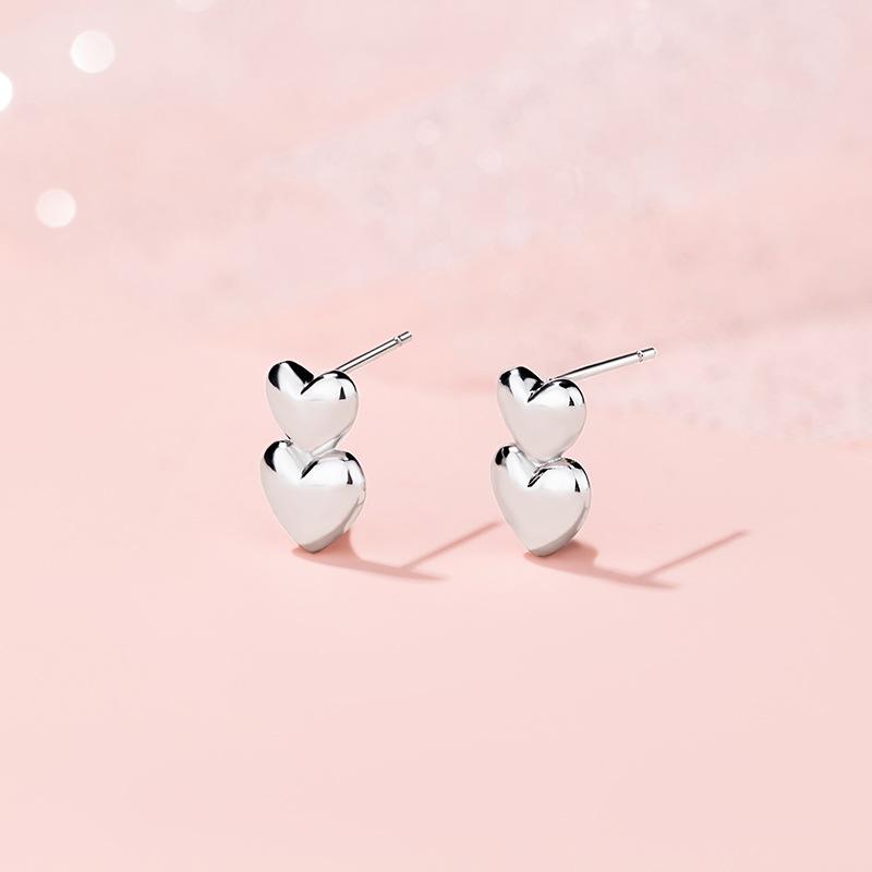 Exquisite Love Stud Earrings Women's Simple Ins Heart-to-heart Earrings