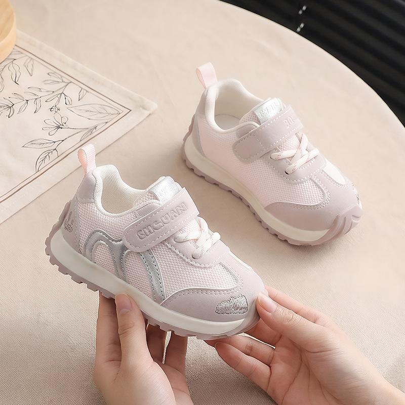 Girls' Sneakers2026New spring and autumn baby walking shoes, children's German training shoes, Forrest Gump style, lightweight, casual, and versatile