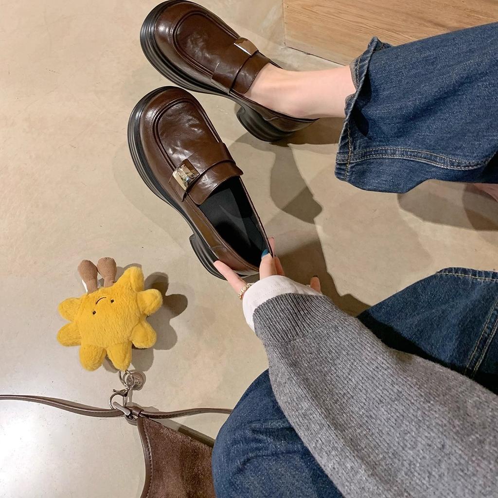 Виноградная студия motherlee высота увеличена на 5 см~ маленький человек Тяньцай квадратный круглый носок серебряная пряжка лоферы на одном педале