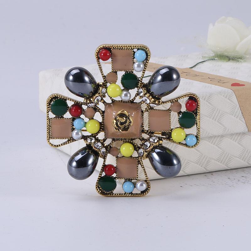 Vintage Baroque Pearl Brooch Exaggerated Cross Brooch Brooch Fashion Multifunctional Clothing Accessories