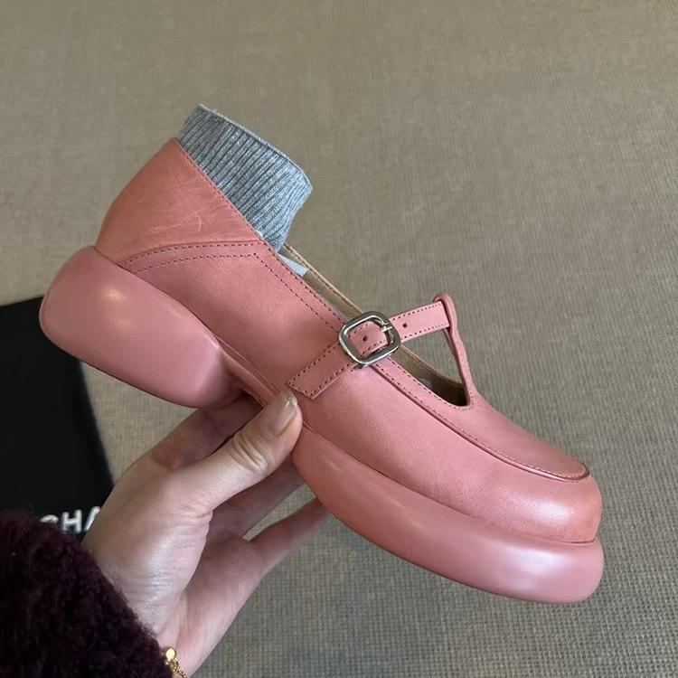 Версия из коровьей кожи ~ ретро круглая голова светлый рот кекс толстая подошва маленький мужчина увеличивает рост одиночные туфли женские универсальные и удобные Ma