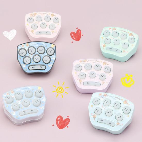 Game Console Mini Size Fall Resistant Plastic Game Machine Key Chain for Decoration