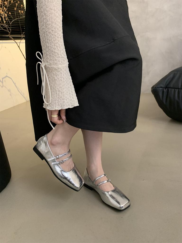 French Silver Single Shoes Women's Flat Bottom 2025 Spring and Autumn New Temperament Fairy Commuting Square Head Light Mouth Mary Jane Shoes