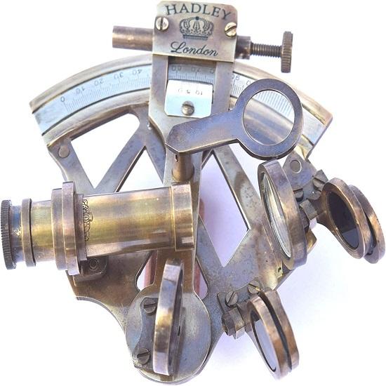 Секстант морской из цельной латуни. Астролябия морская.