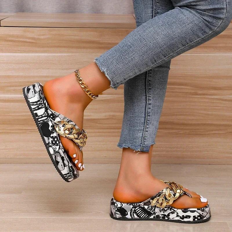 Women's Platform Flip-flops Slippers Summer New Graffiti Metal Chain Decoration Wedge Slippers for Women Beach Shoes Plus Size