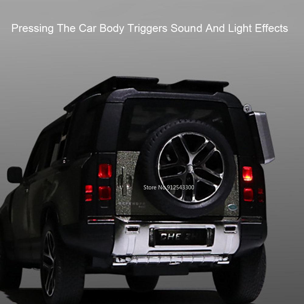 1:24 Scale Land Rover Defender LX600 Sports Car Model Toy Sound Light Pull Back Metal Models Toys Christmas Gifts for Child