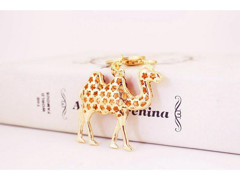 Colorful Rhinestone Camel Keychain: Cute Desert Animal Pendant for Bags and Keys