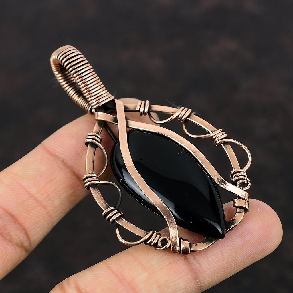 Подвеска из черного оникса и меди, подвеска из натурального драгоценного камня, подвеска ручной работы из медной проволоки, ювелирное изделие в подарок для нее, ювелирное изделие из черного оникса