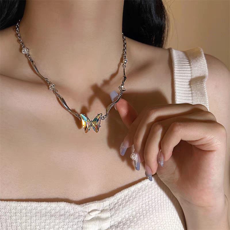 Ожерелье-чокер Huan Cai из титановой стали с градиентной бабочкой, модный тренд 2024 года для мужчин и женщин
