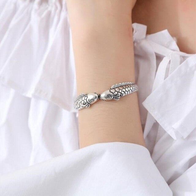 Новые изысканные милые ювелирные изделия из стерлингового серебра 925 пробы в виде рыбы, не вызывающие аллергию браслеты, браслеты в стиле Рыбы, двойная рыба, браслеты в этническом стиле в стиле ретро, ​​Sl006