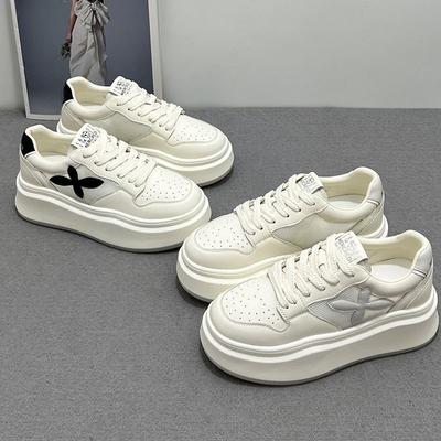 Дышащие белые туфли на толстой подошве, женские летние новые, немного увеличивающие рост, повседневные, универсальные, легкие туфли-маффины