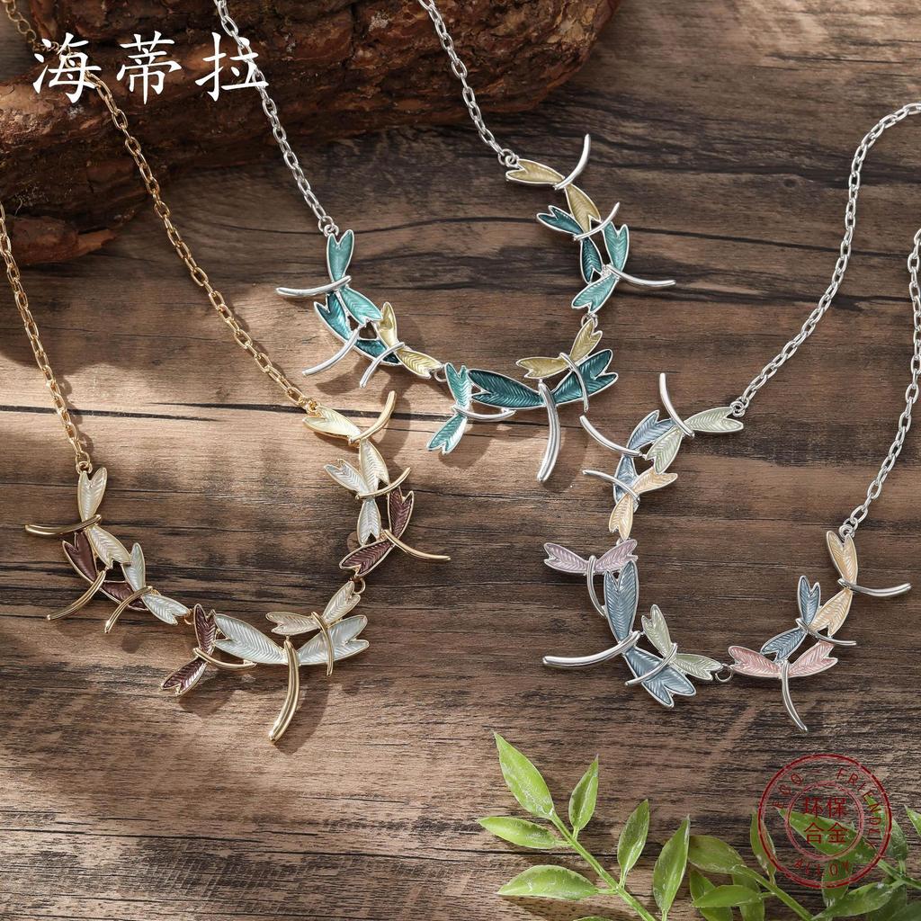 Новое цветное ожерелье с летающей стрекозой, расписанное маслом, летнее маленькое свежее женское простое универсальное ожерелье со стрекозой