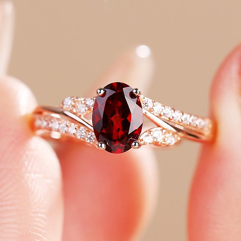 Luxury Oval Cut Red Cubic Zircon CZ Rings for Women Classic Style Wedding Engagement Fine Jewelry