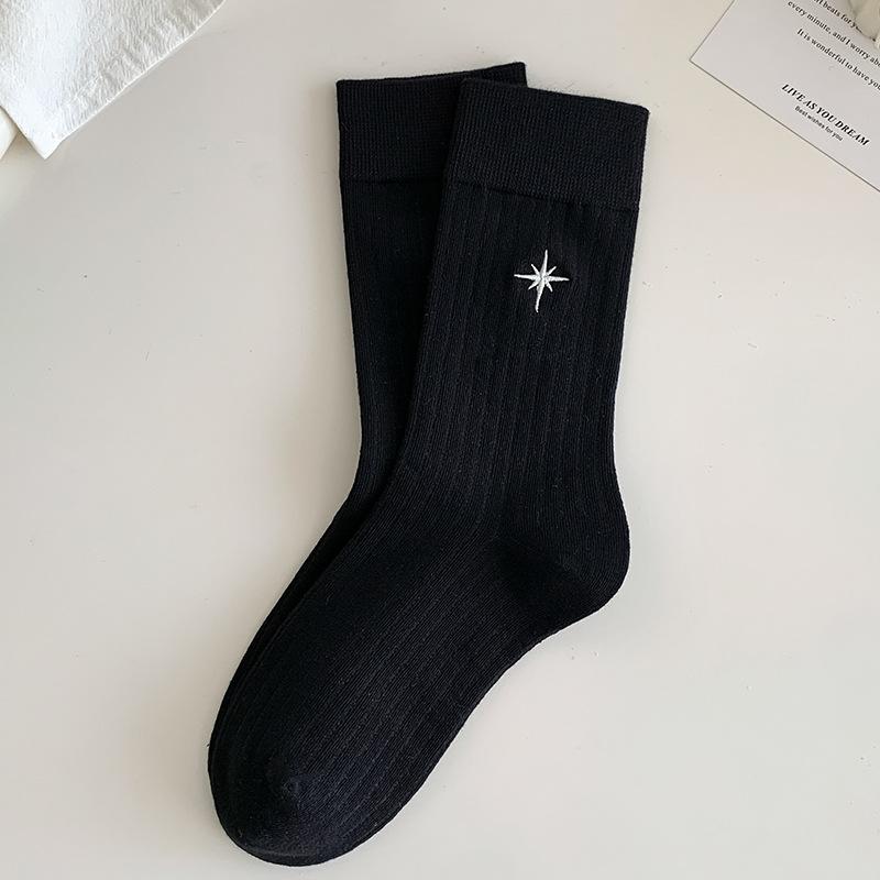 Girls Spring and Summer Simple Embroidery Everything In The Tube Pile Socks