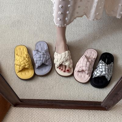 Модные трендовые плетеные шлепанцы на массивной подошве | Стильные и универсальные, идеально подходят для повседневных и непринужденных образов