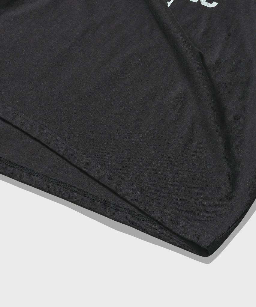 DISCUS ATHLETIC Heavyweight Center Logo T-Shirt Washed Black