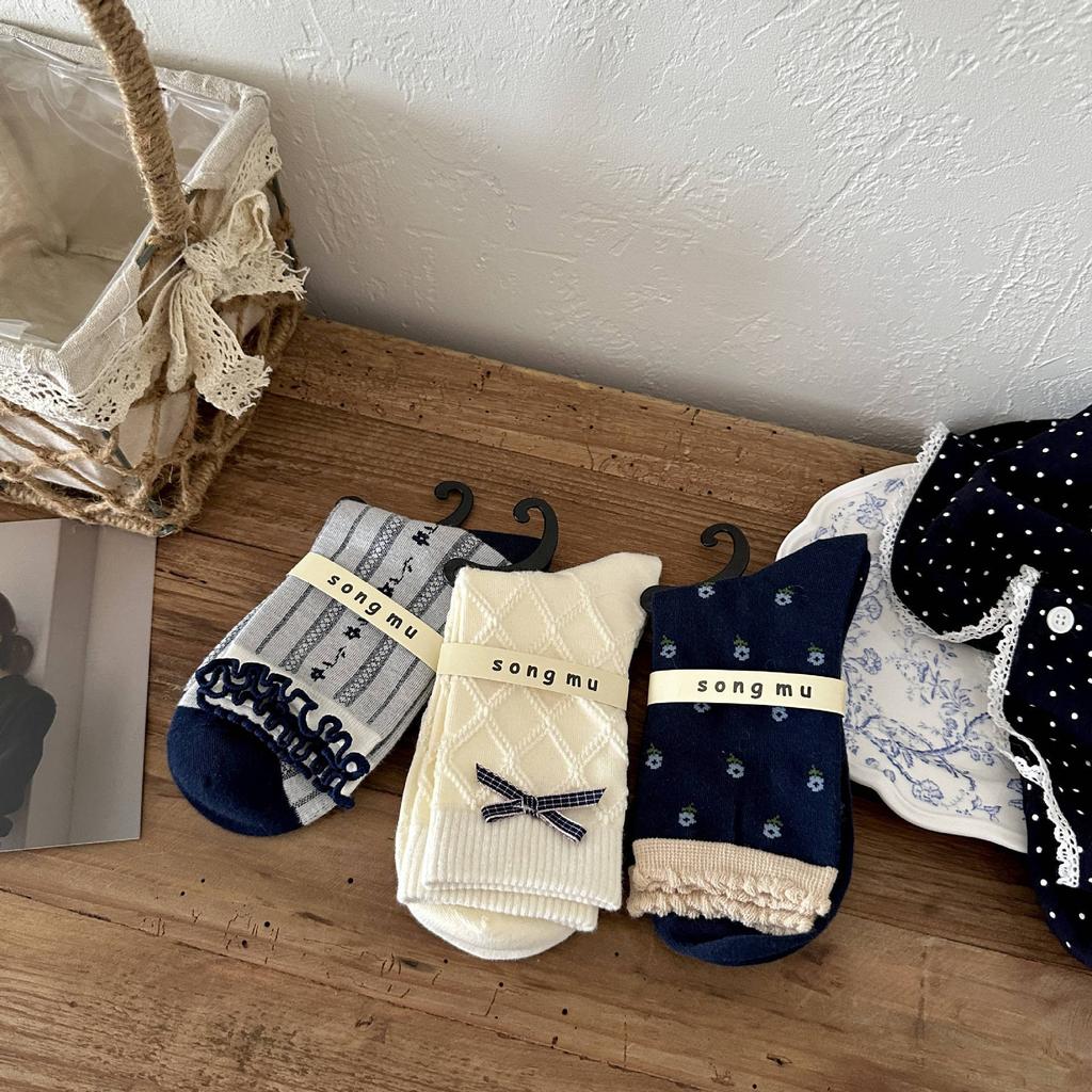 Socks Girl Full Of Printed Flowers Cotton Socks Girl Vintage Fungus Mid-Tube Women'S Bow Socks Cute Polka Dots