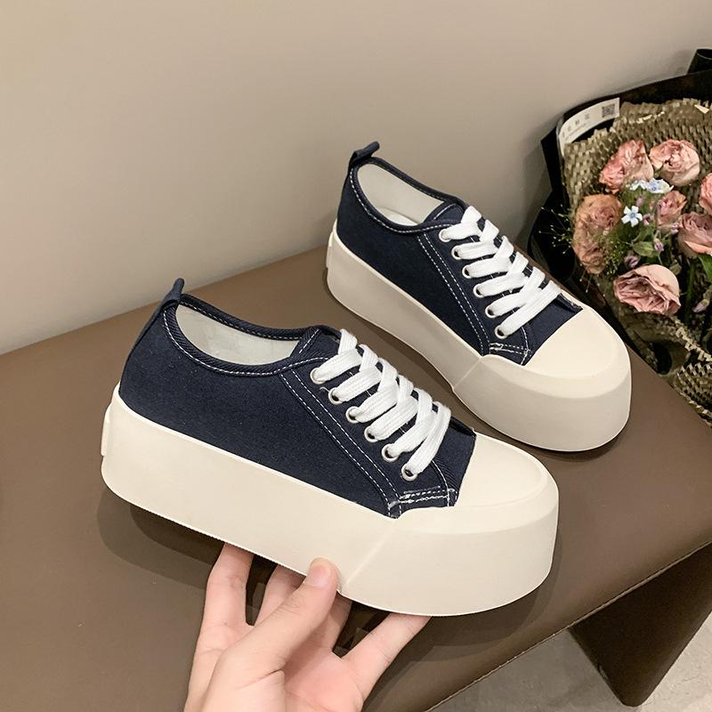 Ретро популярная универсальная юбка на платформе парусиновые туфли женские новинка 2025 года летние легкие увеличивающие рост повседневные туфли для доски